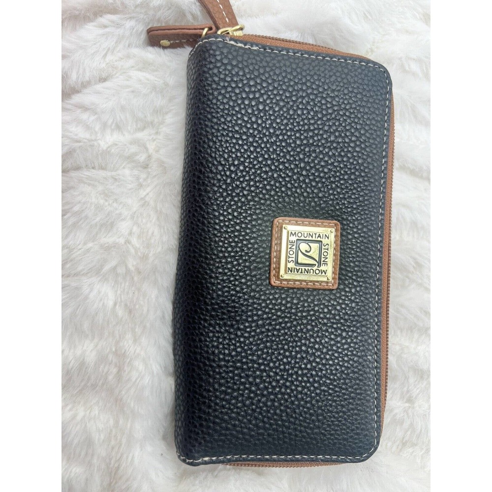 Stone Mountain Women’s Wallet
